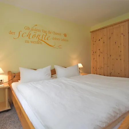 Дом отдыха Cozy Escape In Walthersdorf, Cleaning Included Walthersdorf (Crottendorf)