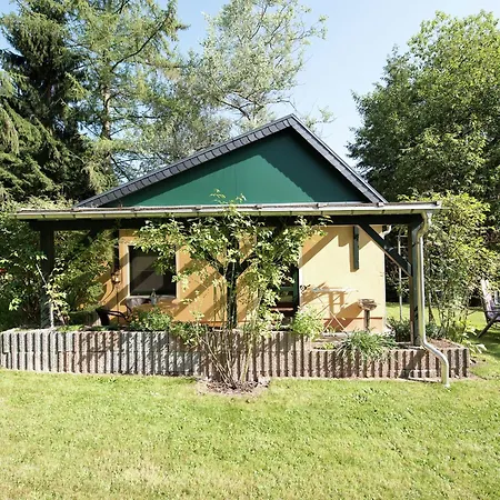 Дом отдыха Cozy Escape In Walthersdorf, Cleaning Included *