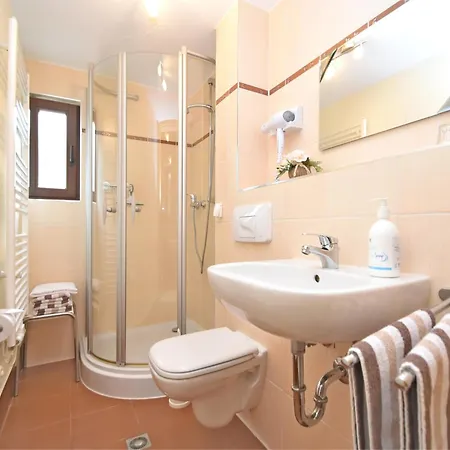 Cozy Escape In Walthersdorf, Cleaning Included Дом отдыха