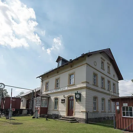 Cozy Escape In Walthersdorf, Cleaning Included Дом отдыха Walthersdorf (Crottendorf)