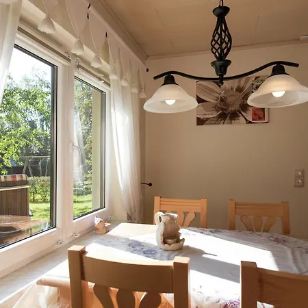 Cozy Escape In Walthersdorf, Cleaning Included