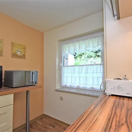 Cozy Escape In Walthersdorf, Cleaning Included *